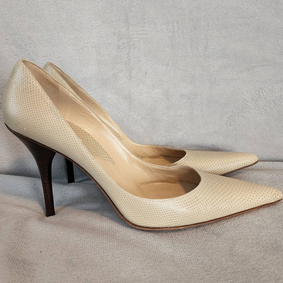 Michael Kors Shoes - Michael Kors Cream Snakeskin Heels